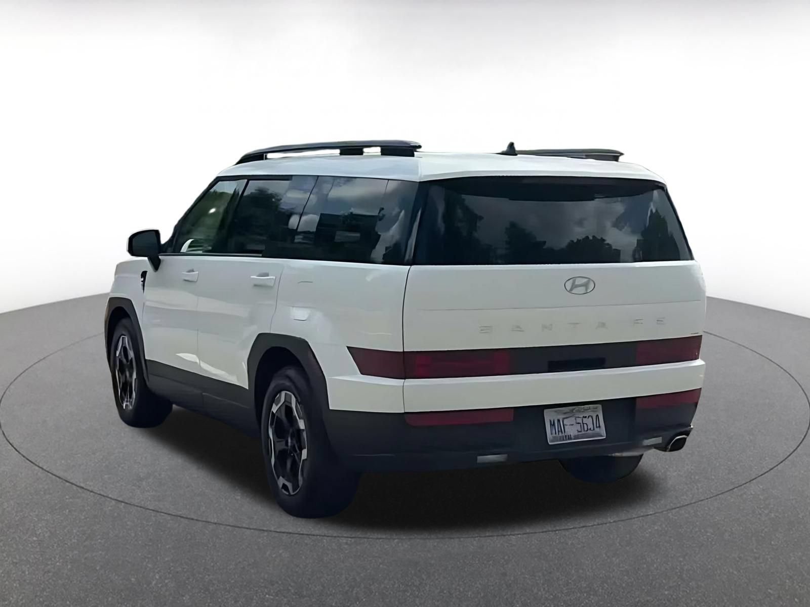 Used 2026 Hyundai Santa Fe SEL AWD/4WD image 10