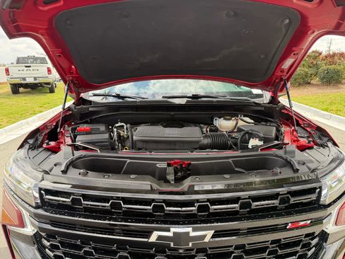 Used 2023 Chevrolet Tahoe Z71 w/ Luxury Package image 30