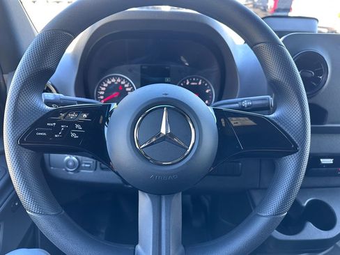New 2025 Mercedes-Benz Sprinter 2500 image 17