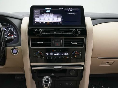 Used 2024 INFINITI QX80 Sensory w/ Cargo Package AWD/4WD image 15