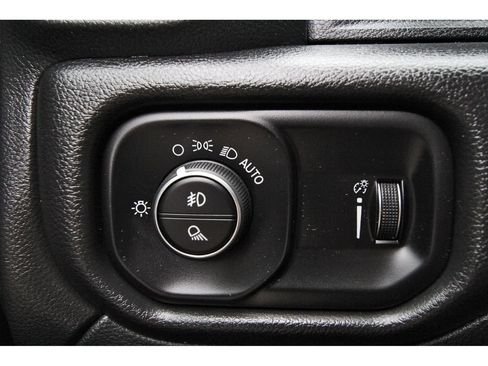 Used 2025 RAM 2500 Tradesman AWD/4WD image 18
