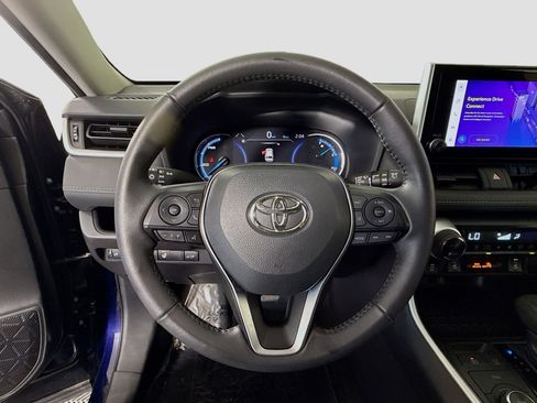 Used 2024 Toyota RAV4 XLE w/ Convenience Package AWD/4WD image 13