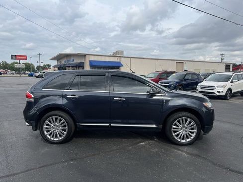Used 2013 Lincoln MKX AWD image 10