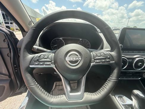 Used 2025 Nissan Sentra SV w/ All-Weather Package FWD image 15