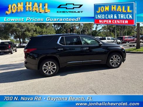 Used 2019 Chevrolet Traverse Premier w/ Driver Confidence II Package FWD image 11