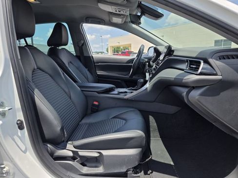 Used 2023 Toyota Camry SE FWD image 24