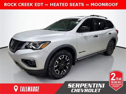 Used 2019 Nissan Pathfinder SL