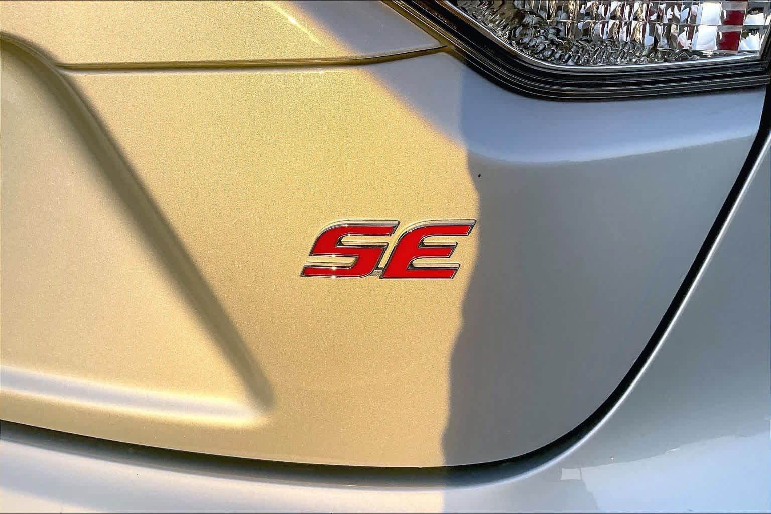 Used 2025 Toyota Corolla SE FWD image 10