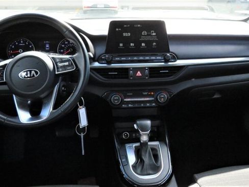 Used 2019 Kia Forte S FWD image 9