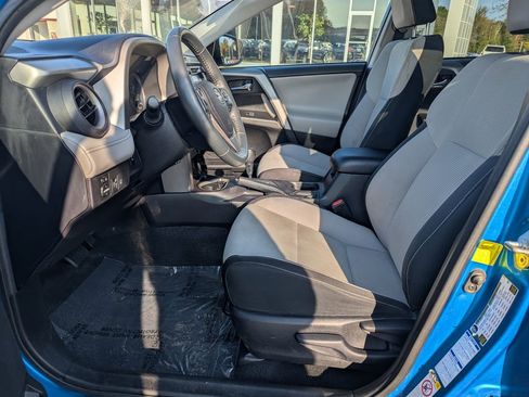 Used 2017 Toyota RAV4 XLE w/ Plus Special Value Package AWD/4WD image 14