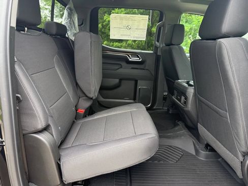 New 2026 Chevrolet Silverado 1500 LT Trail Boss w/ Convenience Package II AWD/4WD image 15