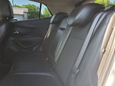 Used 2020 Buick Encore Preferred FWD image 24