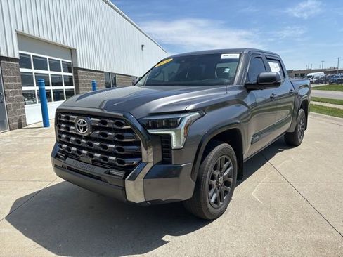 Used 2024 Toyota Tundra Platinum AWD/4WD image 5