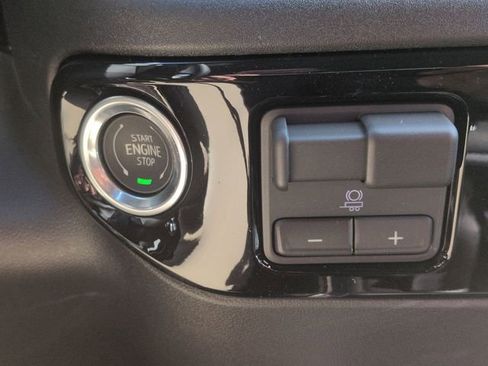 New 2026 Chevrolet Silverado 1500 LTZ AWD/4WD image 18