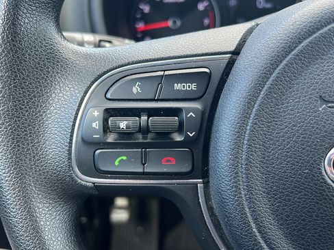 Used 2017 Kia Sportage LX AWD/4WD image 16