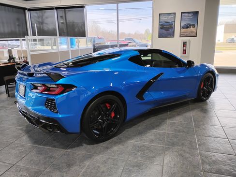 Used 2024 Chevrolet Corvette Stingray Preferred Cpe w/ Z51 Performance Package image 24