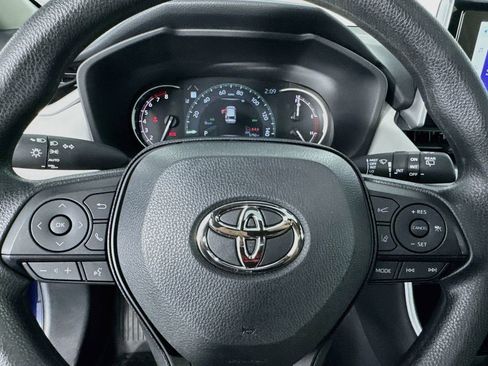 Used 2025 Toyota RAV4 XLE w/ Convenience Package FWD image 15