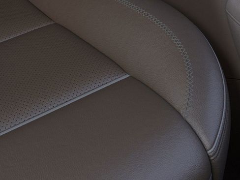 New 2025 GMC Sierra 3500 Denali w/ Denali Reserve Package image 21