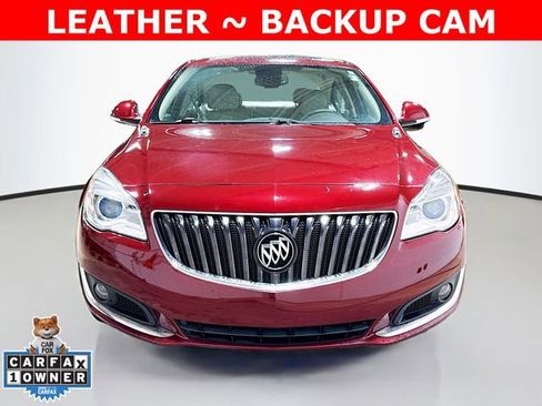 Used 2016 Buick Regal image 3