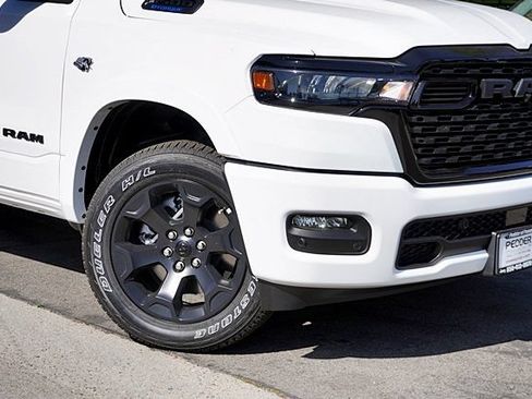 New 2026 RAM 1500 Big Horn AWD/4WD image 4