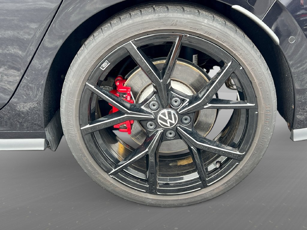Used 2024 Volkswagen GTI Autobahn FWD image 25
