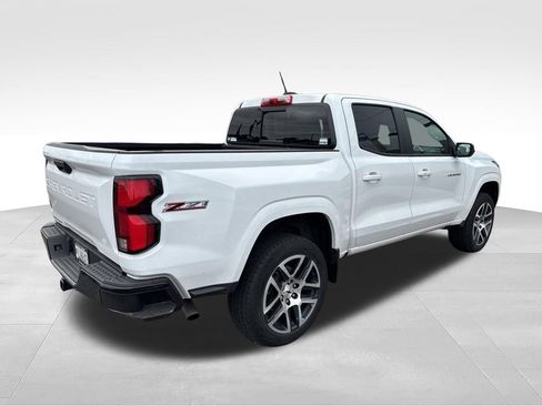 Certified 2023 Chevrolet Colorado Z71 w/ Z71 Convenience Package 2 AWD/4WD image 36
