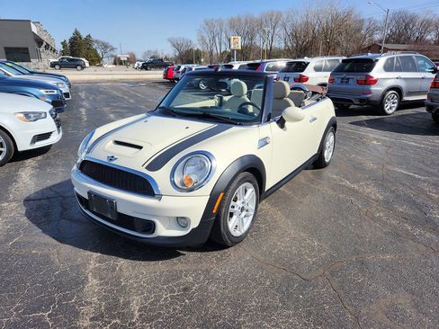 Used 2011 MINI Cooper S image 2