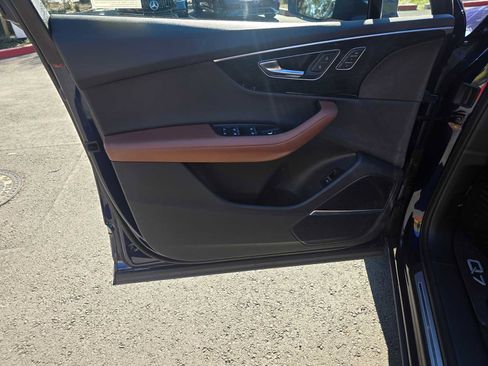 Used 2022 Audi Q7 3.0T Prestige w/ Prestige Package image 24