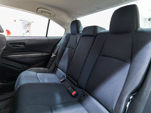 Used 2025 Toyota Corolla LE FWD image 28