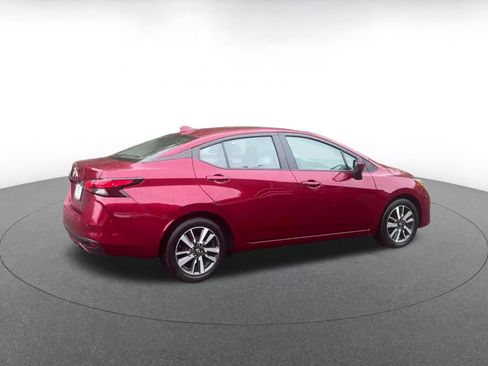 Used 2025 Nissan Versa SV FWD image 15