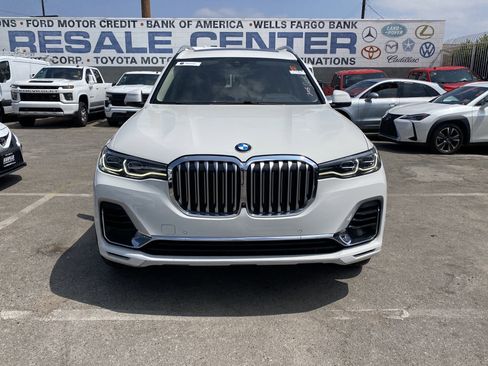 Used 2021 BMW X7 xDrive40i w/ Cold Weather Package AWD/4WD image 3