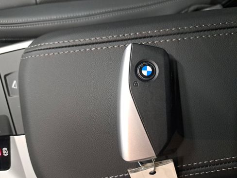 New 2026 BMW X2 xDrive28i w/ Technology Package AWD/4WD image 36