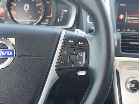 Used 2015 Volvo XC60 T6 Platinum AWD/4WD image 29