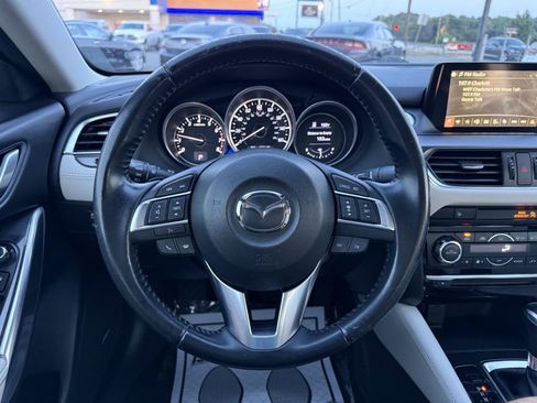 Used 2016 MAZDA MAZDA6 Grand Touring w/ GT Technology Package FWD image 15