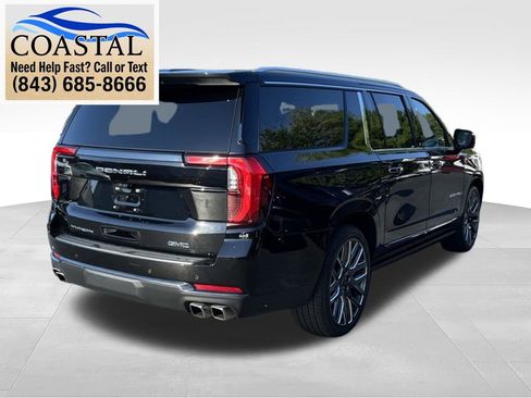 Used 2026 GMC Yukon XL Denali Ultimate AWD/4WD image 9