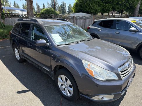 Used 2011 Subaru Outback 2.5i Premium w/ All-Weather Pkg AWD/4WD image 1