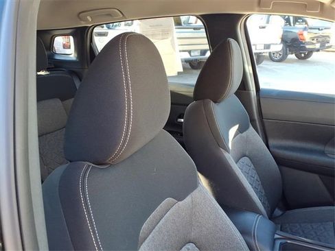 Certified 2025 Nissan Kicks SV image 20