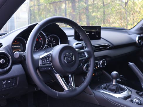 New 2026 MAZDA MX-5 Miata RF Grand Touring image 19