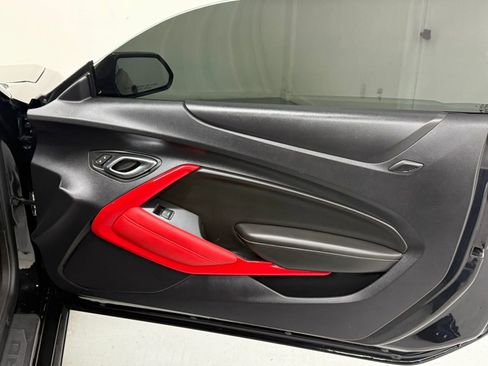 Used 2022 Chevrolet Camaro SS image 27