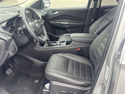 Used 2018 Ford Escape SEL AWD/4WD image 17