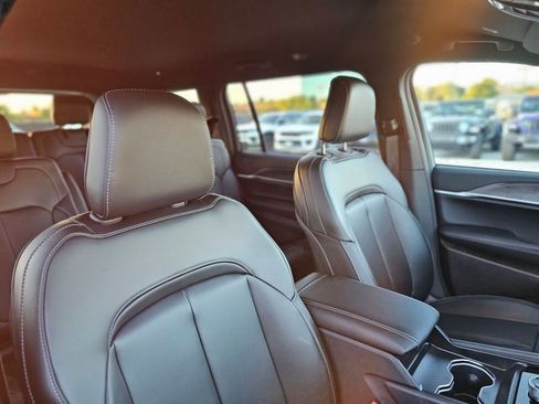 New 2026 Jeep Grand Cherokee L Limited AWD/4WD image 27