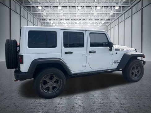 Used 2018 Jeep Wrangler Unlimited Rubicon AWD/4WD image 7