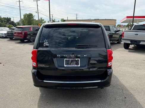 Used 2012 Dodge Grand Caravan SXT FWD image 4