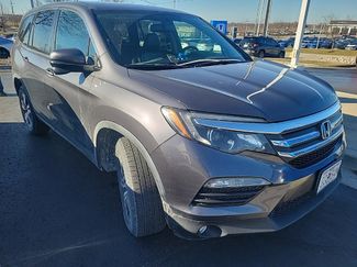 Used 2017 Honda Pilot EX-L video 1