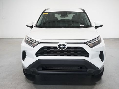 Used 2023 Toyota RAV4 XLE FWD image 2