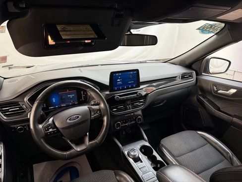 Used 2024 Ford Escape ST-Line FWD image 9