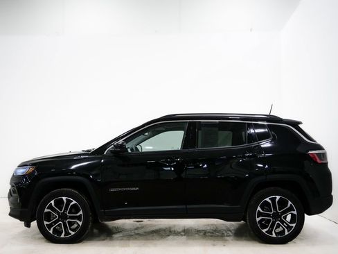 Used 2022 Jeep Compass Limited w/ Sun and Sound Group image 6