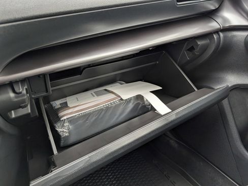 Certified 2025 Subaru Impreza 2.0i image 33