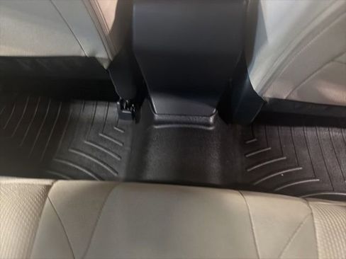 Used 2023 Subaru Impreza 2.0i image 14