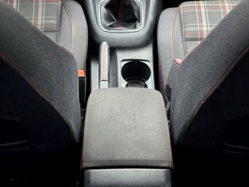 Used 2013 Volkswagen GTI 2-Door image 20